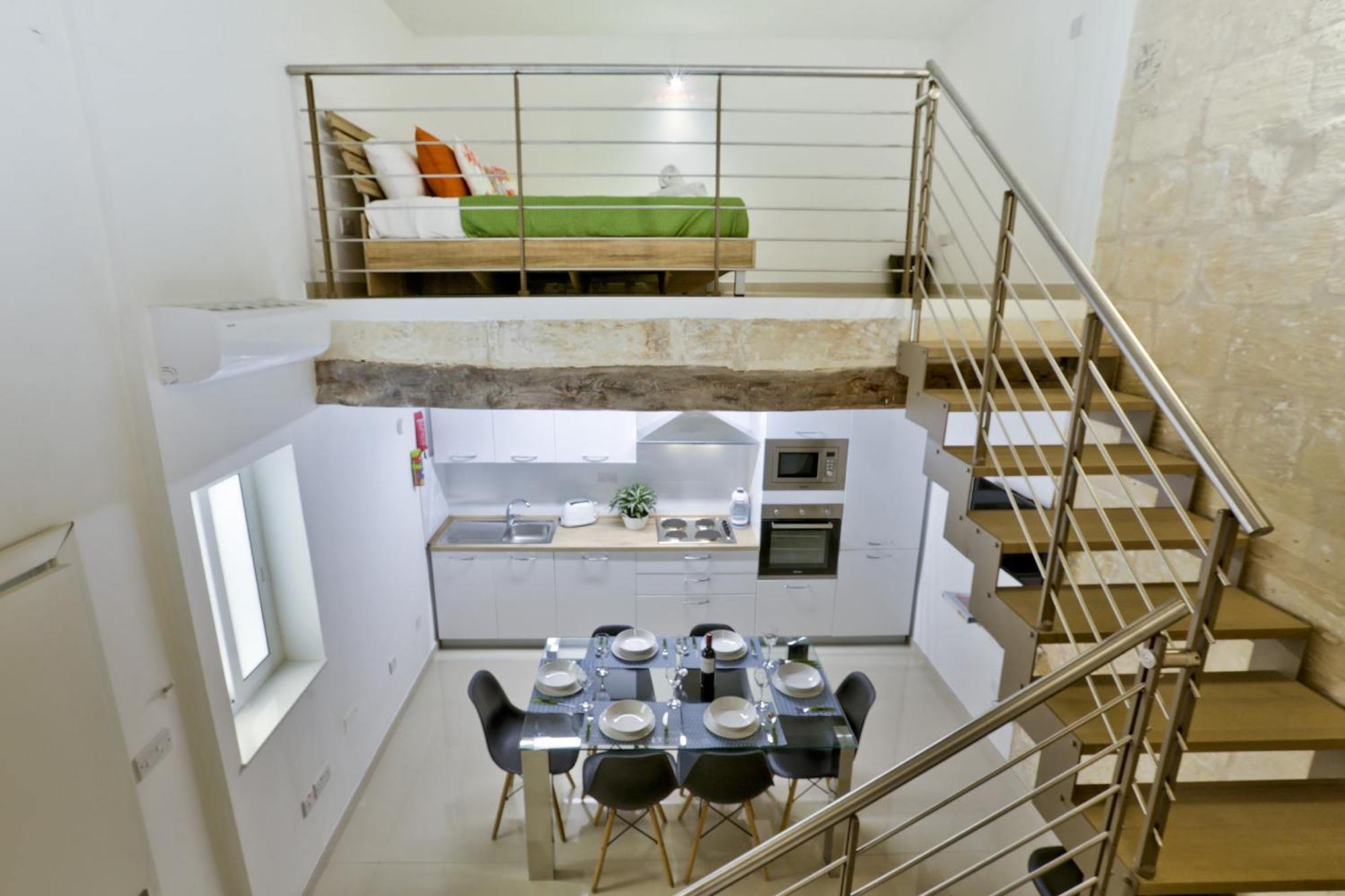Exquisite 3-Bedroom Duplex Penthouse With Jacuzzi In Valletta Centre Exterior foto