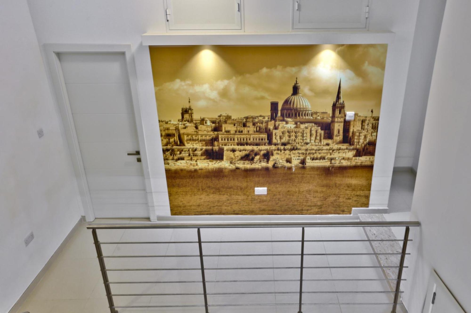 Exquisite 3-Bedroom Duplex Penthouse With Jacuzzi In Valletta Centre Exterior foto